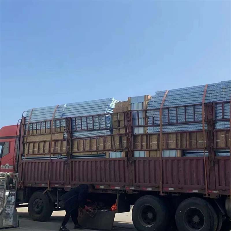 江苏盐城滨海县到新疆阿勒泰富蕴县物流公司，一站式服务